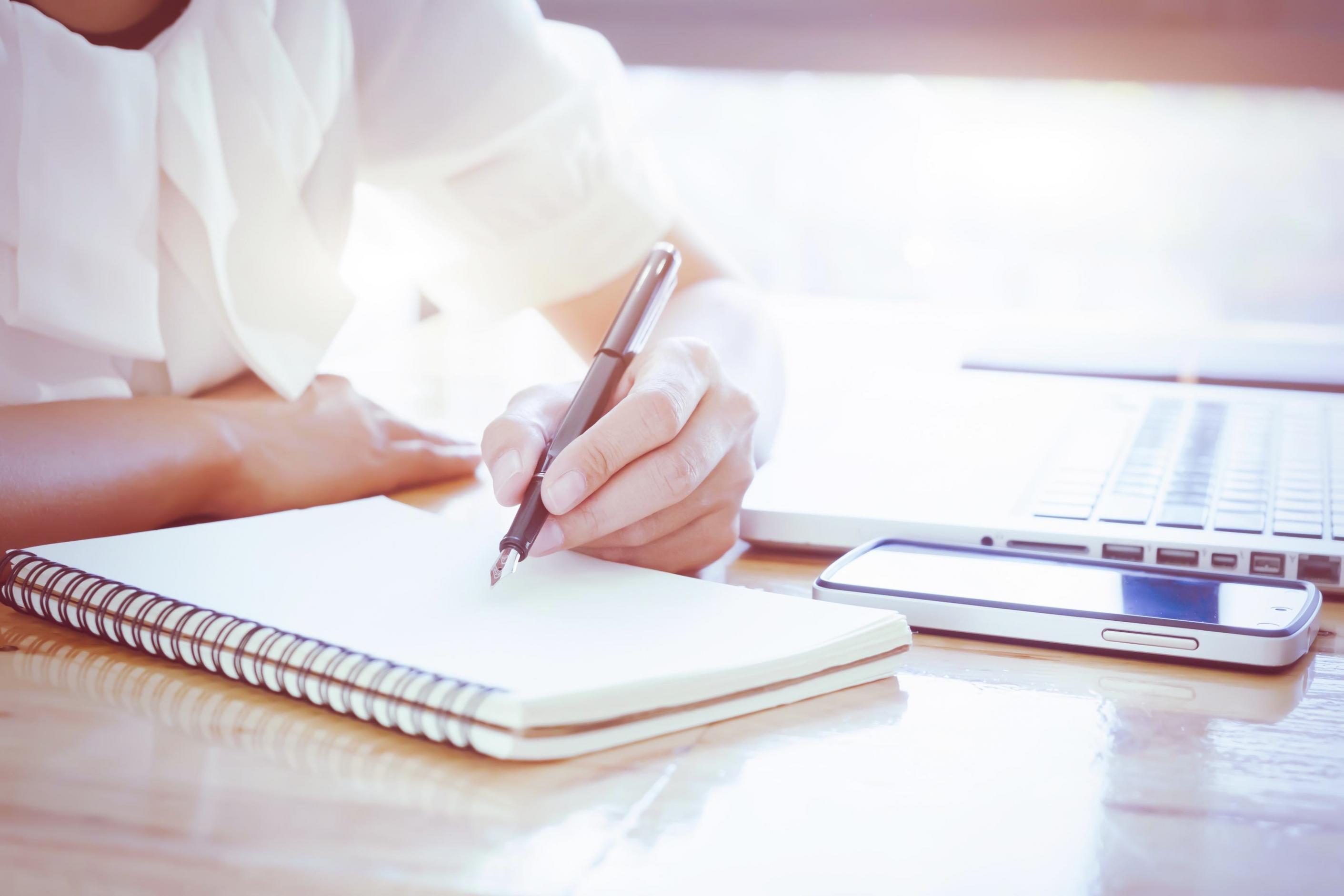 Navigating market changes and investment uncertainty over time